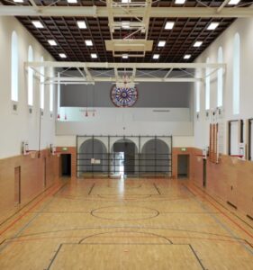 Turnhalle in der ehemaligen Kirche St. Elisabeth in Münster
