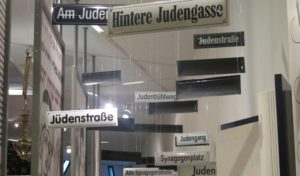<span class="entry-title-primary">Antisemitismus in der Mitte der Gesellschaft</span> <span class="entry-subtitle">Tägliche Erfahrungen einer Jüdin in Deutschland</span>